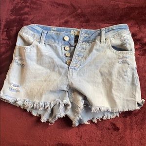 The mom shorts